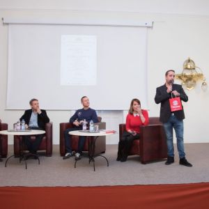 Ózdi Szabadegyetem, Dumaszínházi elõadások az Olvasóban